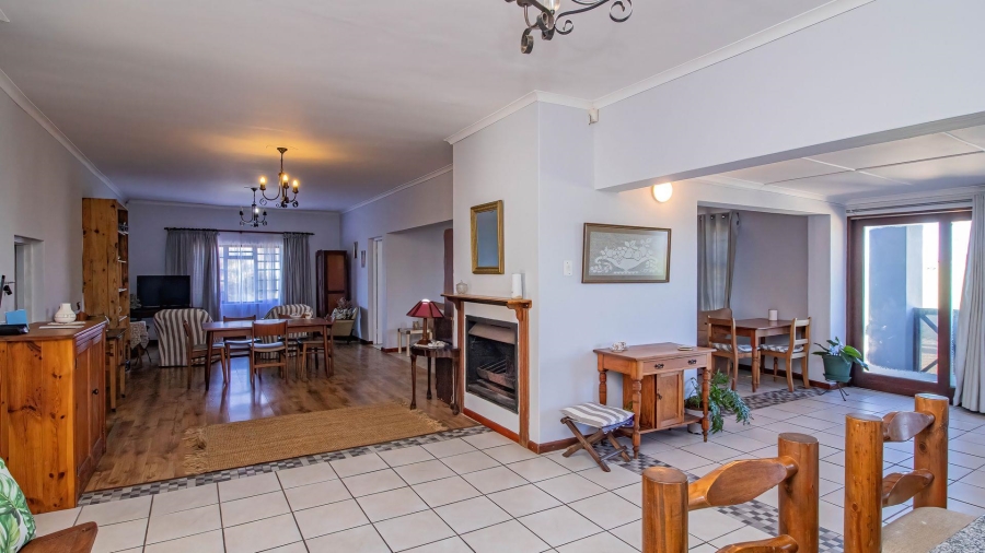 4 Bedroom Property for Sale in De Kelders Western Cape